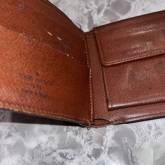 Louis Vuitton monogram brown bifold wallet - Picture 4 of 10